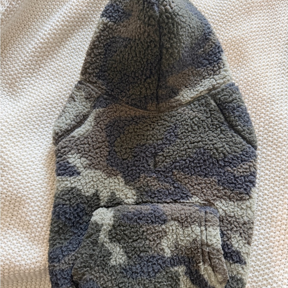 American Eagle Outfitters Camouflage Sherpa Pullover - Small